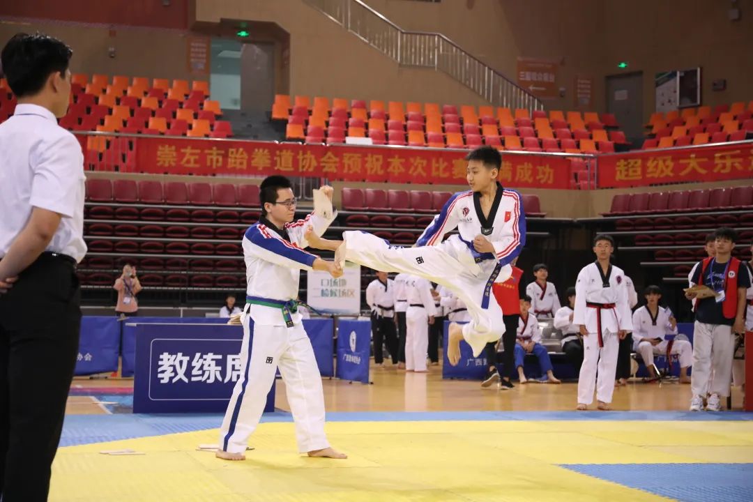 2021年“大满贯电子护具杯”广西大众跆拳道锦标赛圆满落幕(图36) 30.jpg