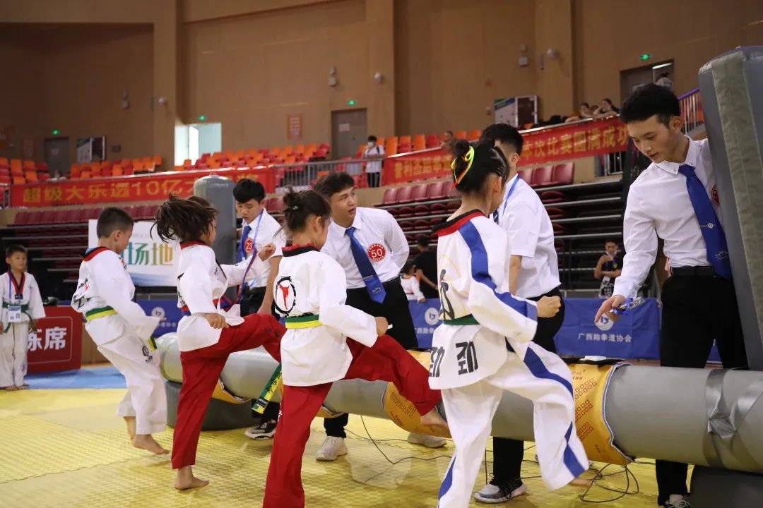 2021年“大满贯电子护具杯”广西大众跆拳道锦标赛圆满落幕(图26) 20.jpg