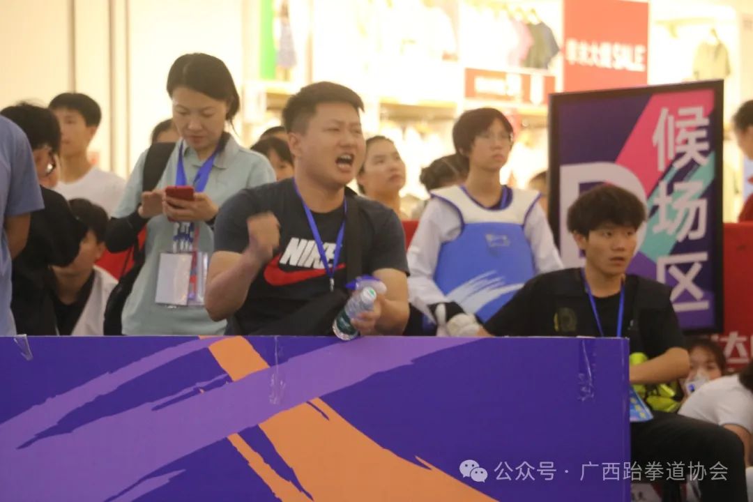 39c4687184bfcbe64fe164b751afddd4.jpg