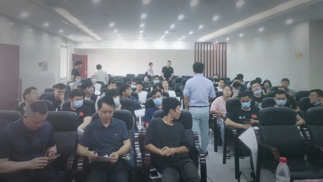 公益培训|广西跆拳道协会公益下基层系列(教学)巡回活动-桂林站圆满完成(图4) 公益培训|广西跆拳道协会公益下基层系列(教学)巡回活动-桂林站圆满完成(图4)